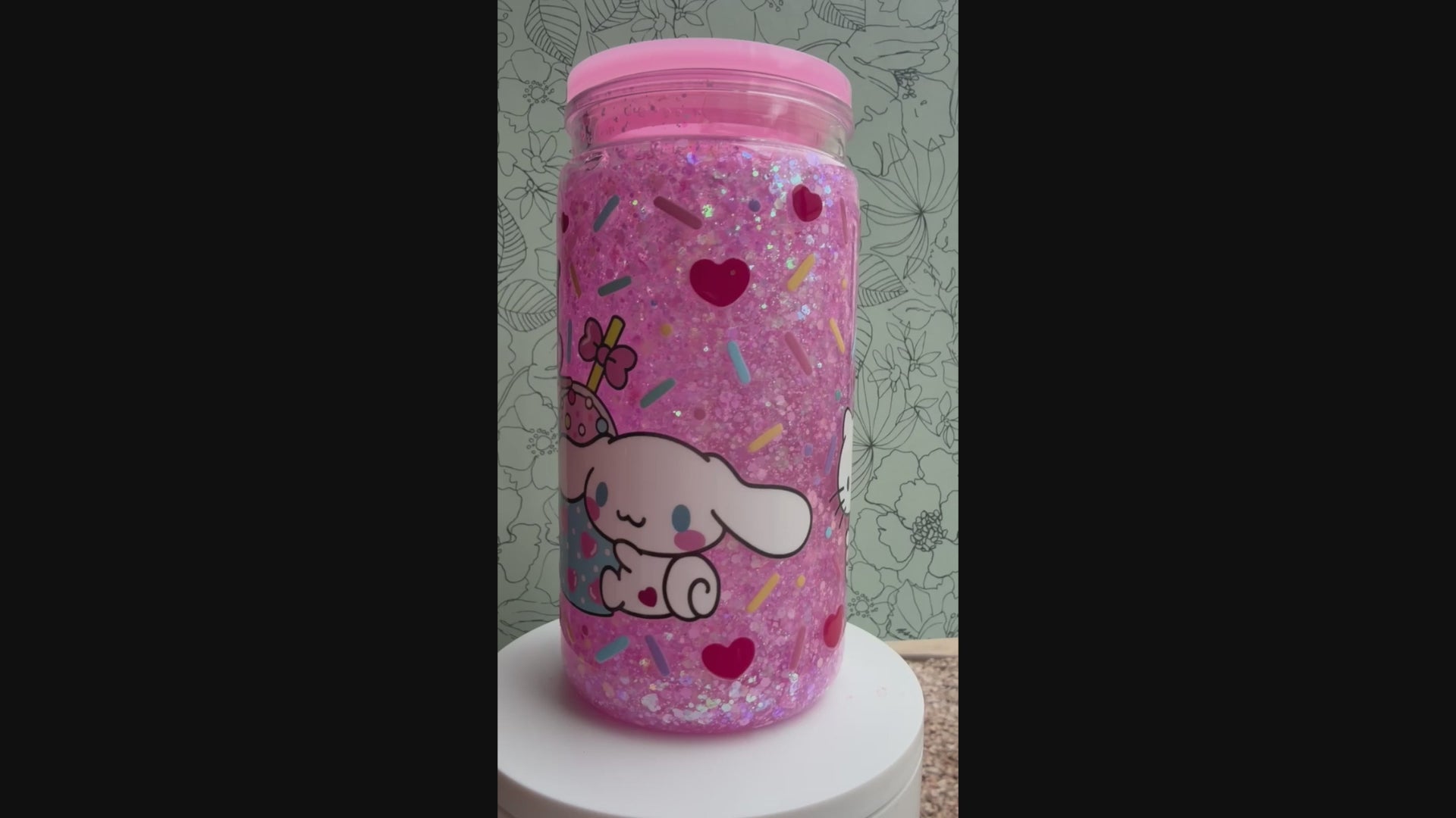 16oz Hello Kitty (Pink Glitter Cup)
